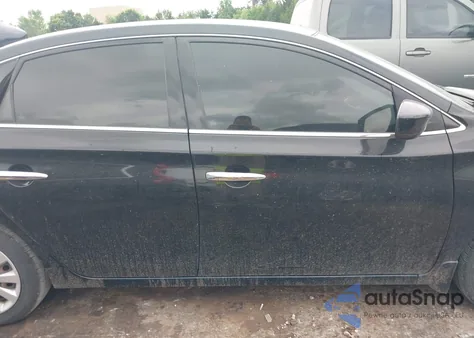 2017 Nissan Sentra S z USA, uszkodzony, nr VIN 3N1AB7AP4HY204923